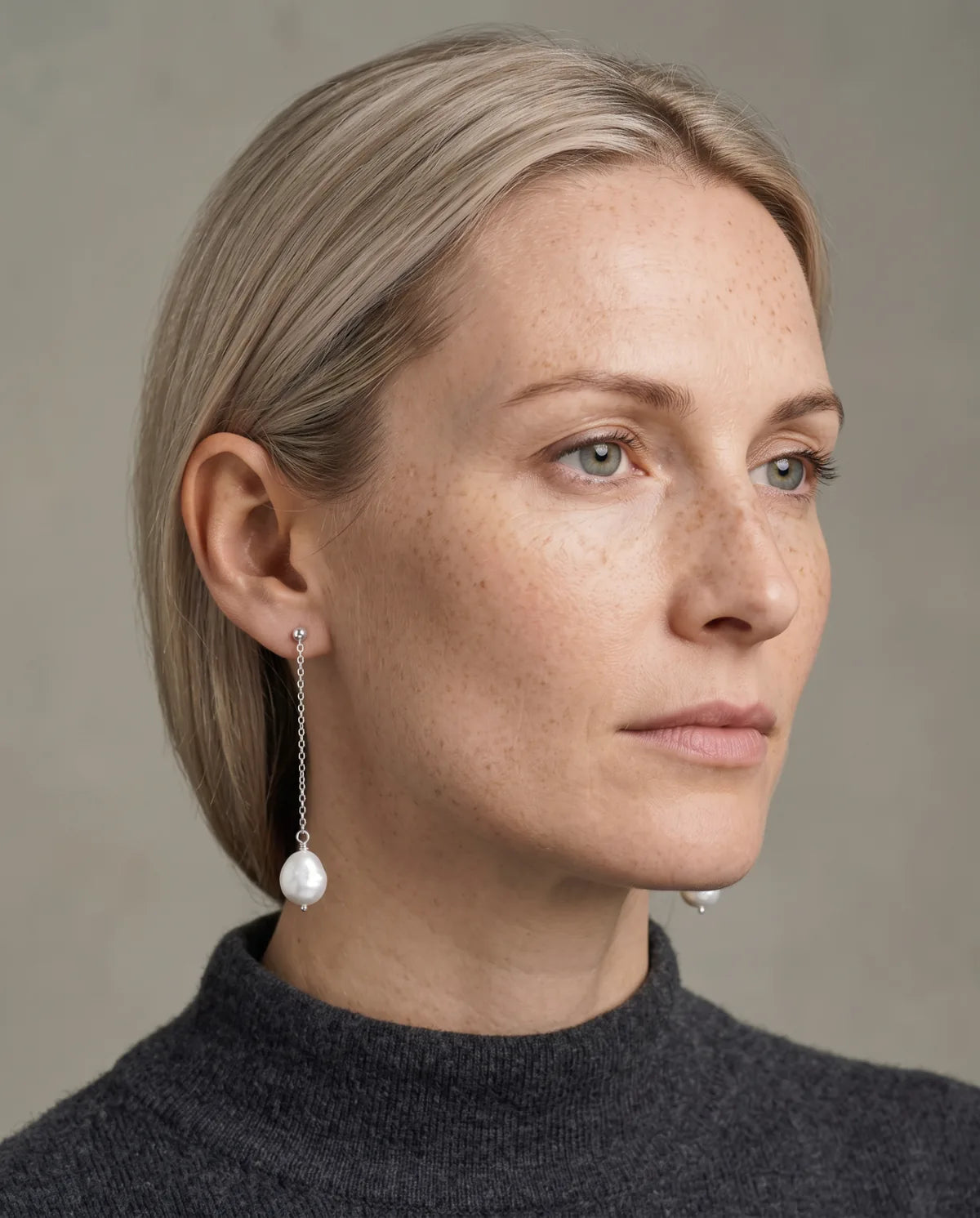Élodie Pearl Drop Earrings Lumière