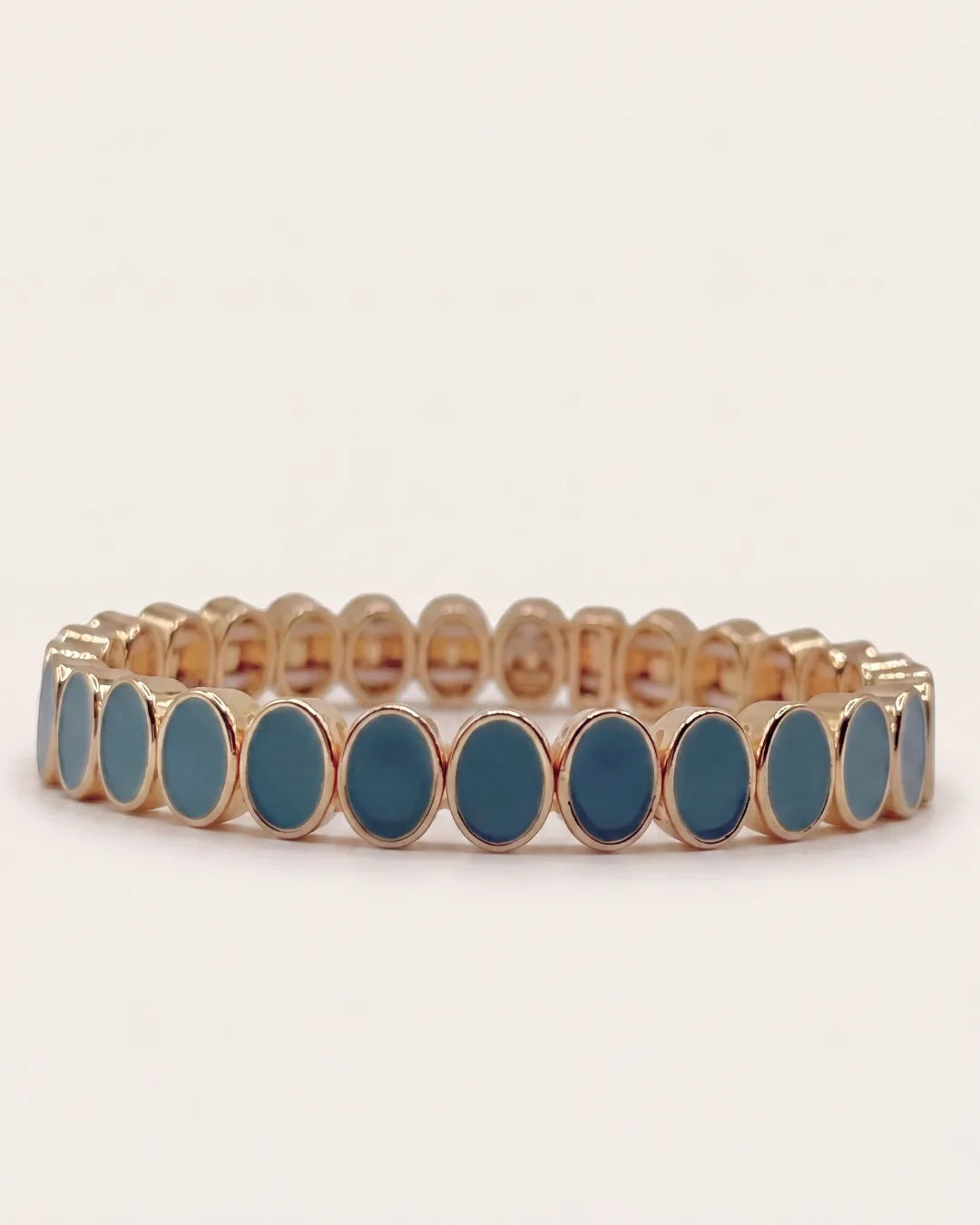 Vivienne Oval Stretch Bracelet Elegance