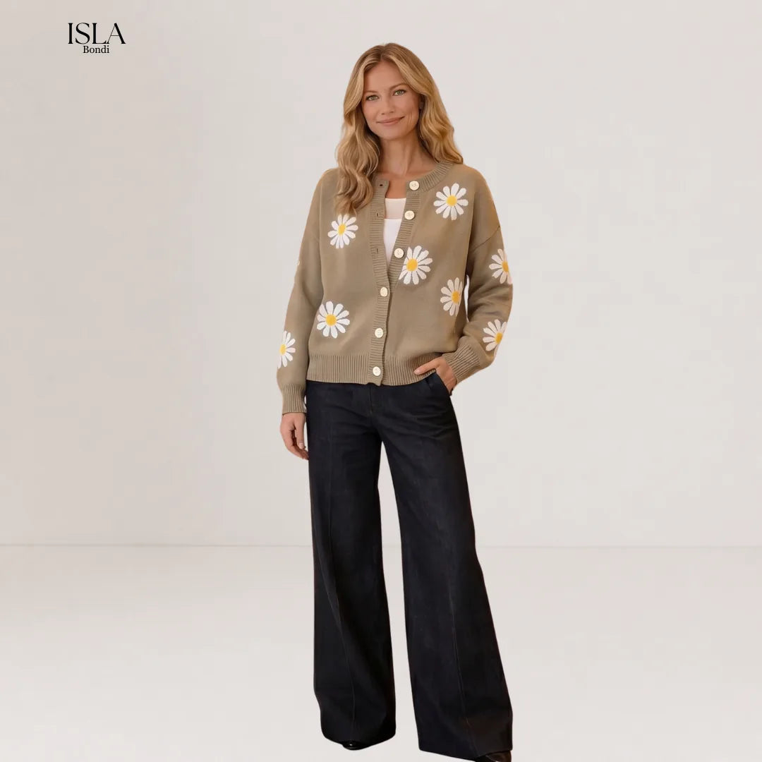 Round Neck Floral Embroidery Knitted Sweater Cardigan