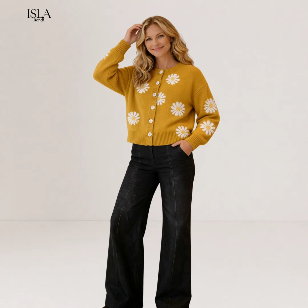 Round Neck Floral Embroidery Knitted Sweater Cardigan