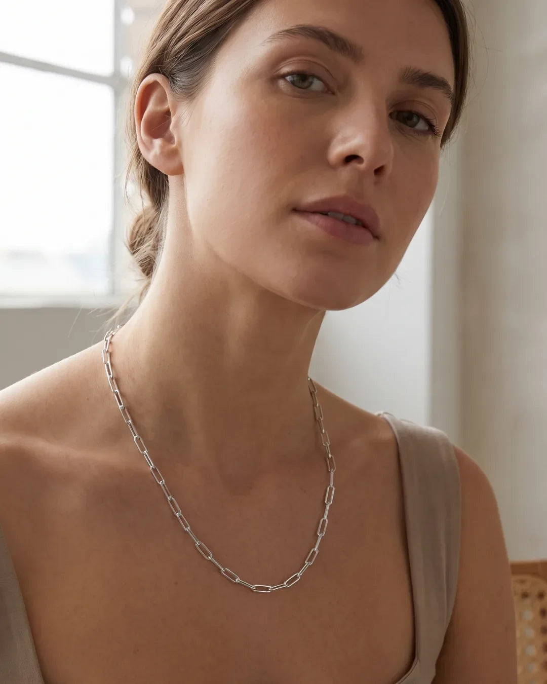 Elowen Paperclip Chain Necklace Elegant