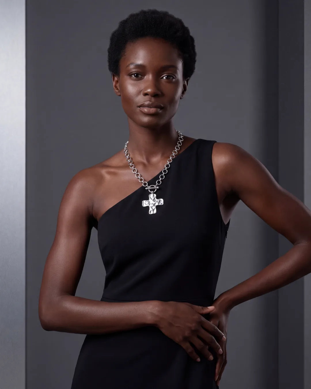 Seraphina Hammered Cross Necklace Faith